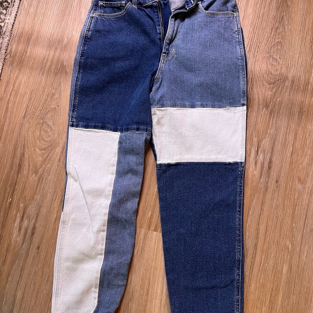 Hollister Blue Boyfriend Jeans with Asymmetrical Color-Block Design